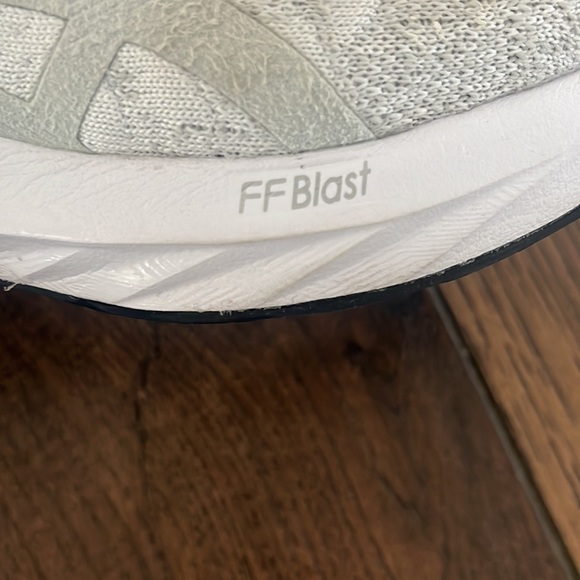 ASICS Dynablast Running Sneakers in White and Glacier Grey - Picture 10 of 14